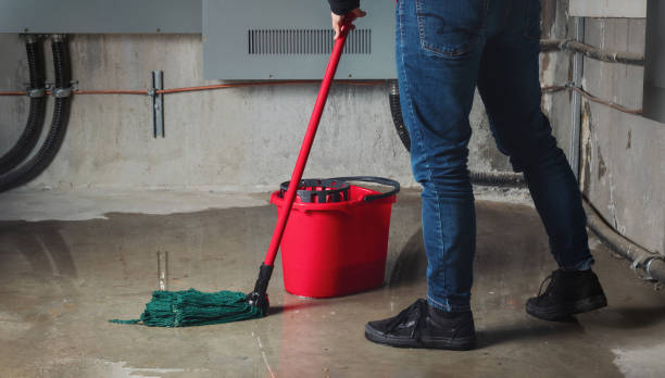 Best 24/7 water damage repair  in Madras, OR